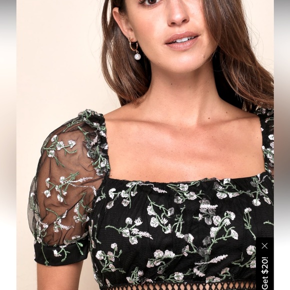 🆕 Lulus Radiant love black floral embroidered short sleeve skater dress size M - Picture 4 of 13